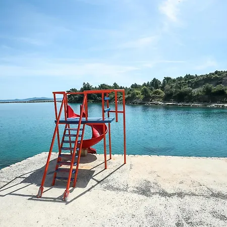 Zapata Apartman *